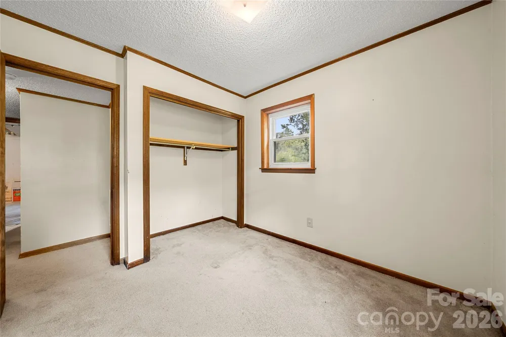 1810 Oak Hollow Road Gastonia, NC 28054