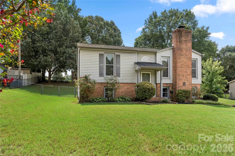 1810 Oak Hollow Road Gastonia, NC 28054