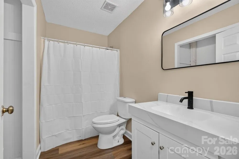 407 S Trenton Street Gastonia, NC 28052
