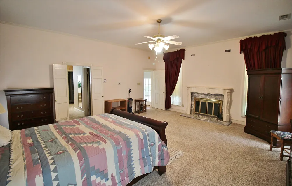 8150 Bob White Road Waxahachie, TX 75167