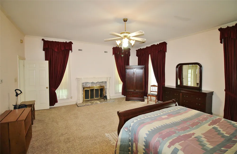 8150 Bob White Road Waxahachie, TX 75167