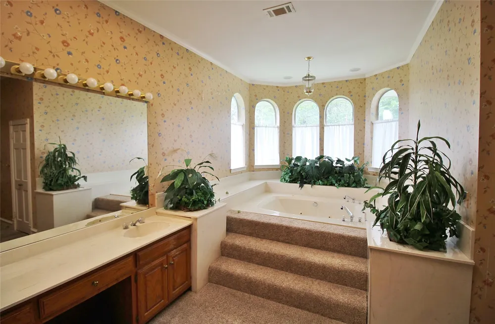 8150 Bob White Road Waxahachie, TX 75167