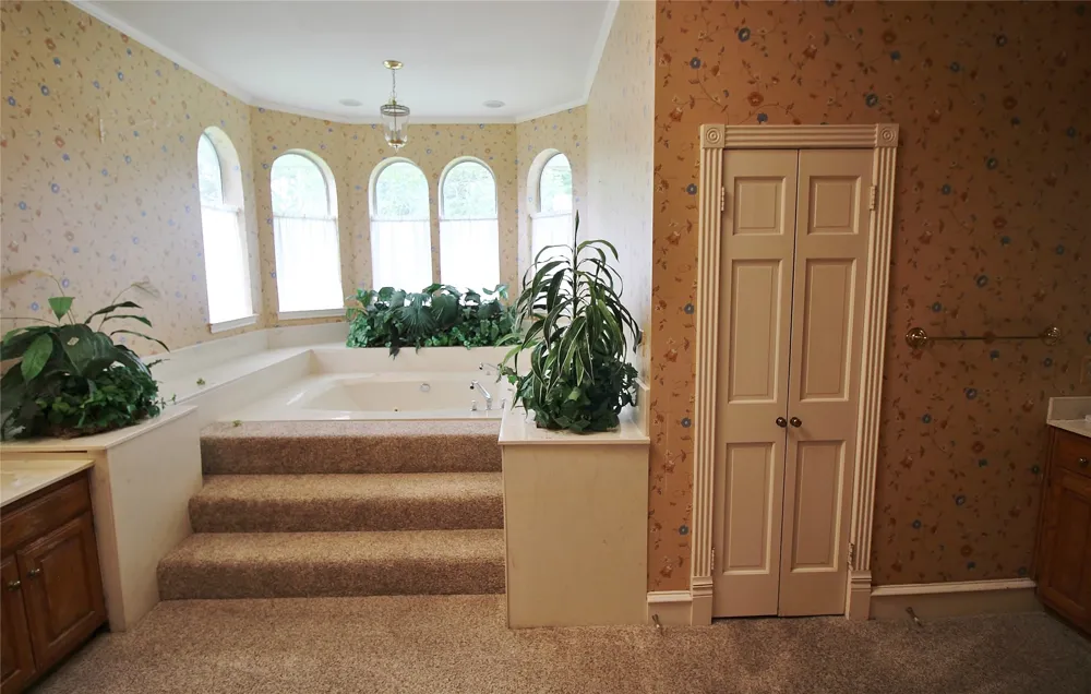 8150 Bob White Road Waxahachie, TX 75167