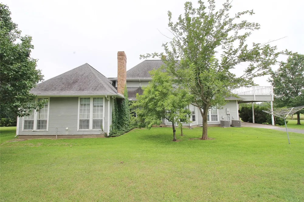 8150 Bob White Road Waxahachie, TX 75167