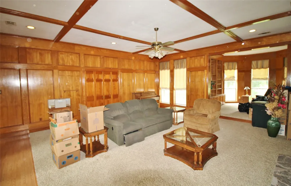 8150 Bob White Road Waxahachie, TX 75167