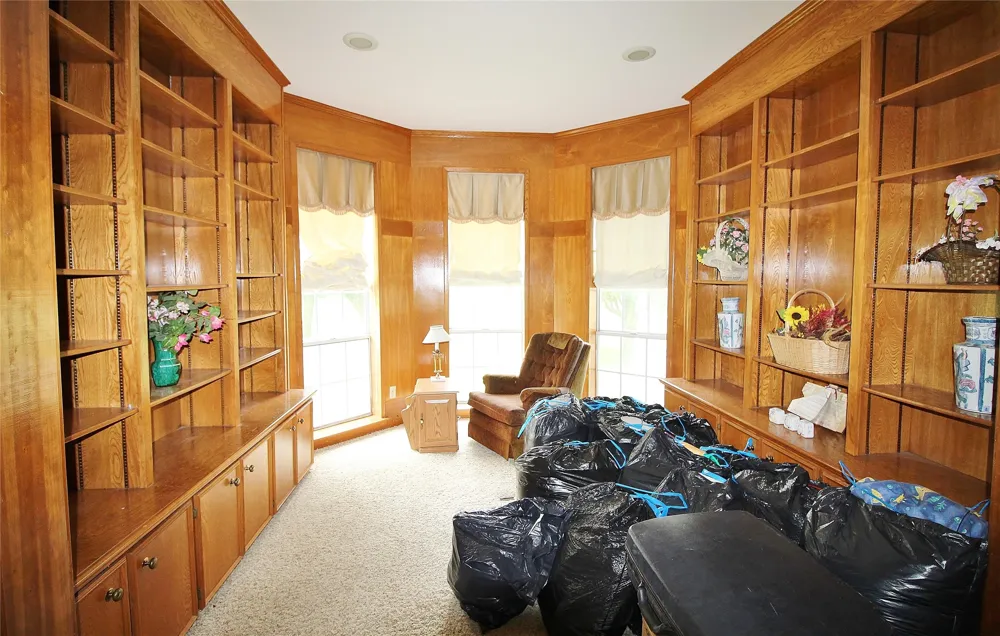 8150 Bob White Road Waxahachie, TX 75167
