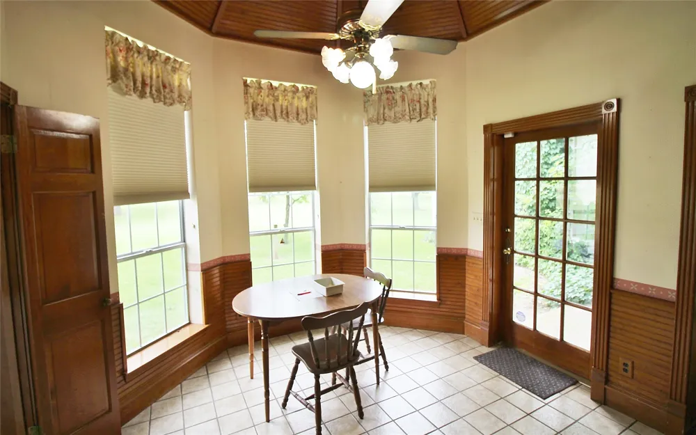 8150 Bob White Road Waxahachie, TX 75167