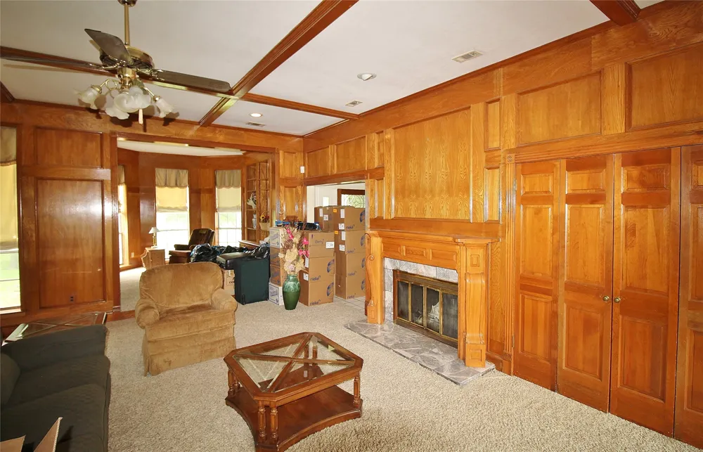 8150 Bob White Road Waxahachie, TX 75167