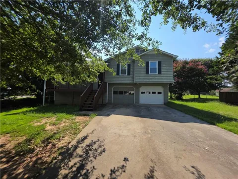 17 Winchester Drive