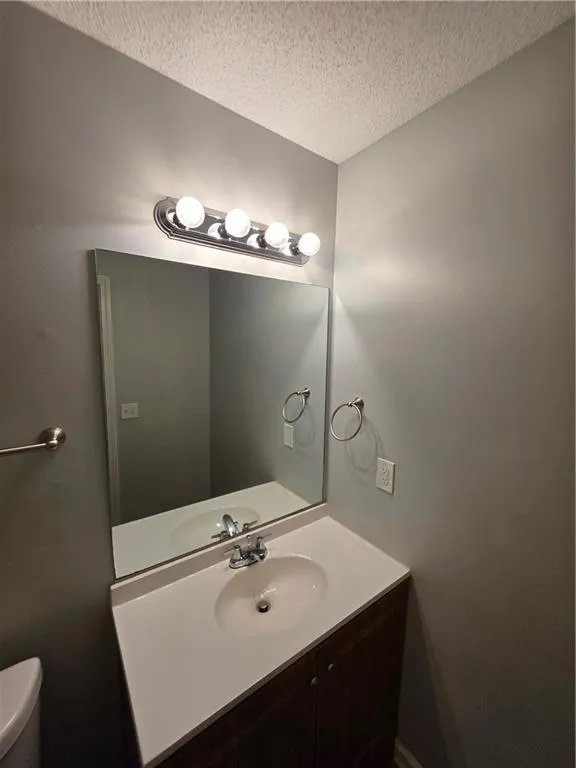 17 Winchester Drive Euharlee, GA 30145