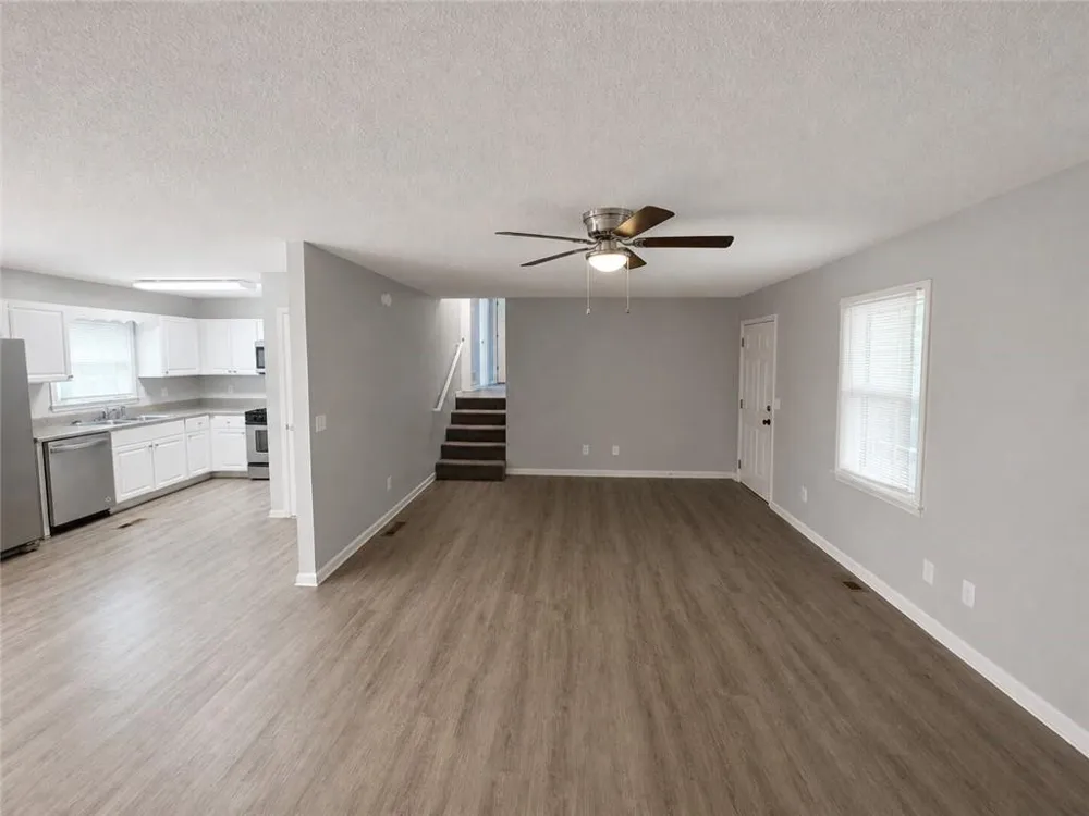 17 Winchester Drive Euharlee, GA 30145