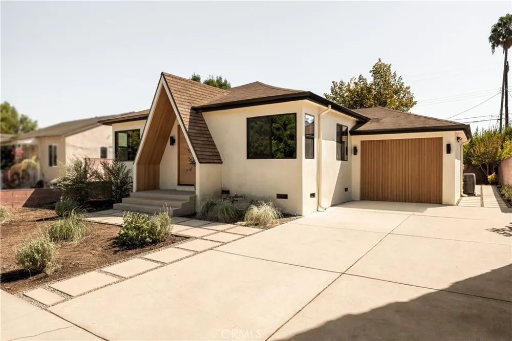 5724 Bianca Encino, CA 91316