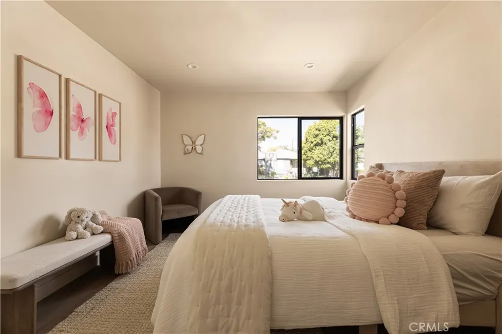 5724 Bianca Encino, CA 91316