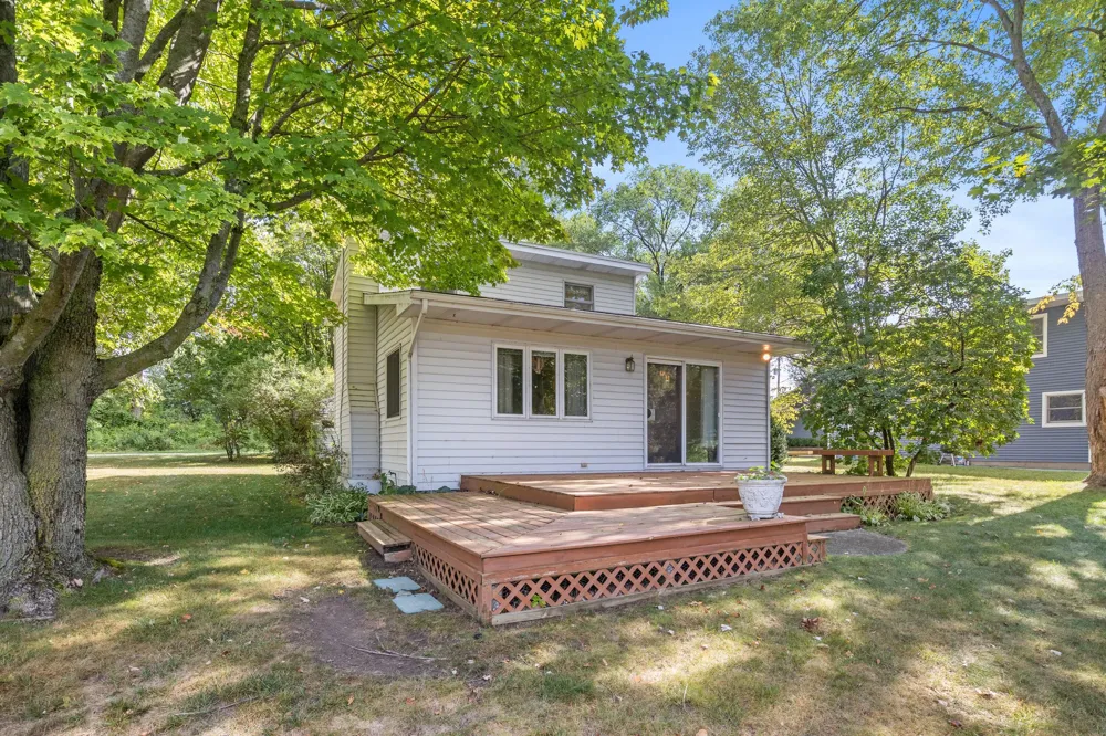 4361 Chippewa Trail Fremont, MI 49412