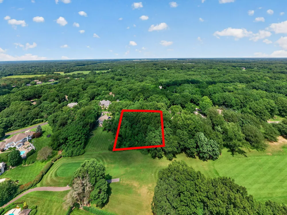 Cayuga Heights Lane Niles, MI 49120