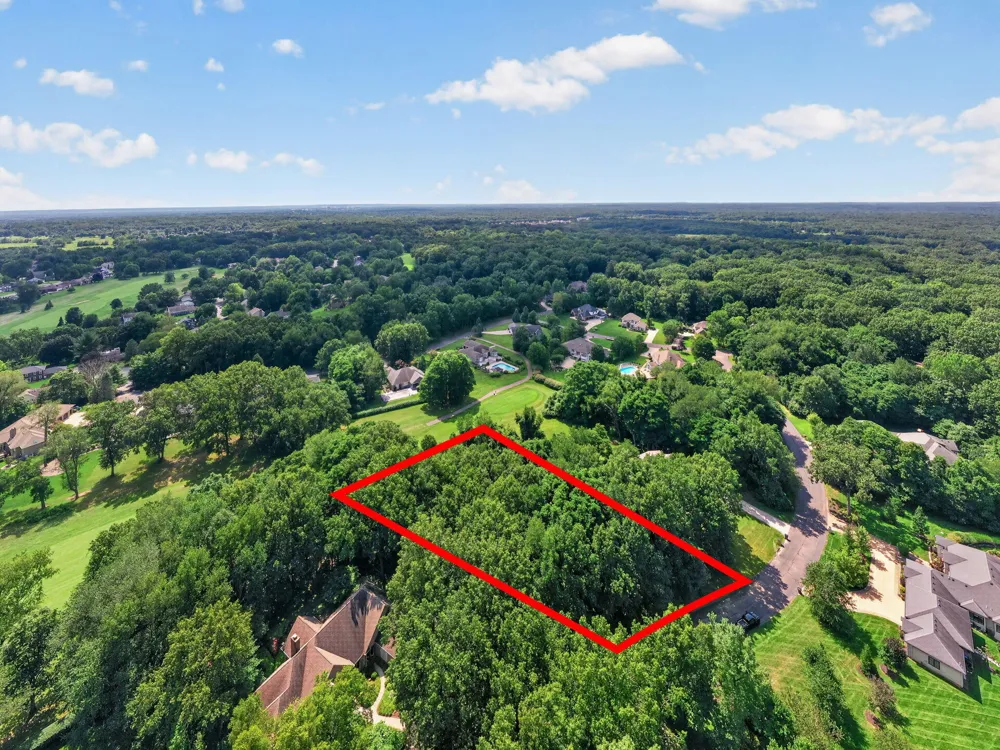 Cayuga Heights Lane Niles, MI 49120