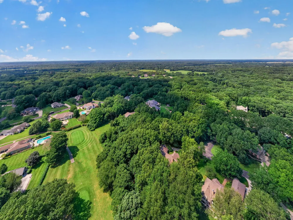 Cayuga Heights Lane Niles, MI 49120