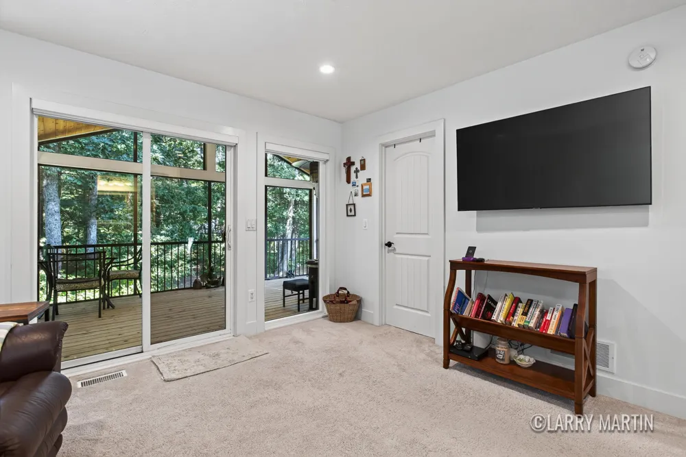 3427 Dana Drive Hamilton, MI 49419