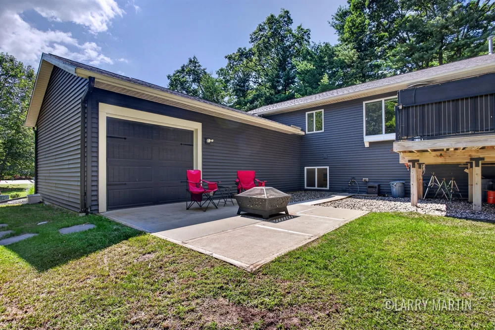 3427 Dana Drive Hamilton, MI 49419