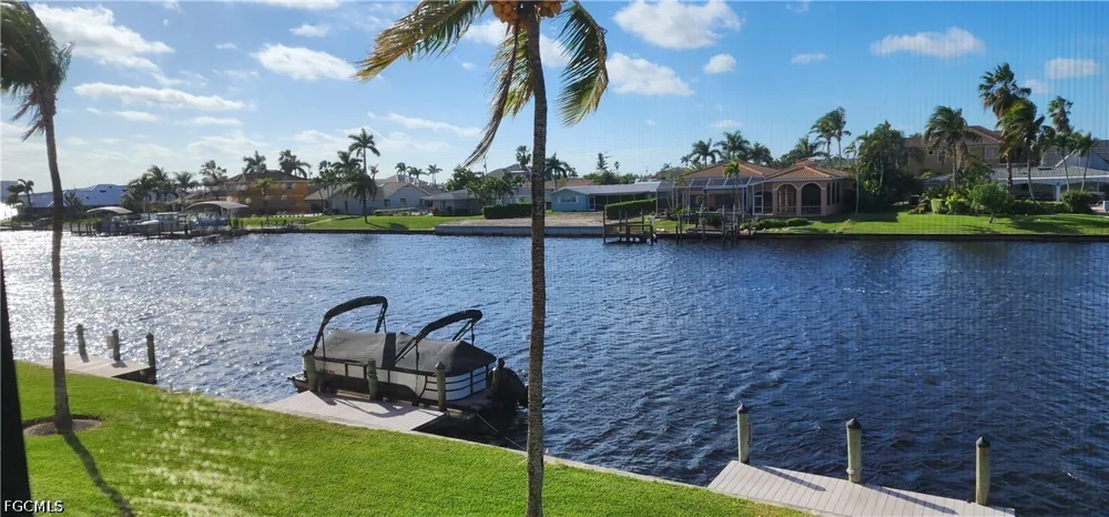 SE 20th Place #208 Cape Coral, FL 33904