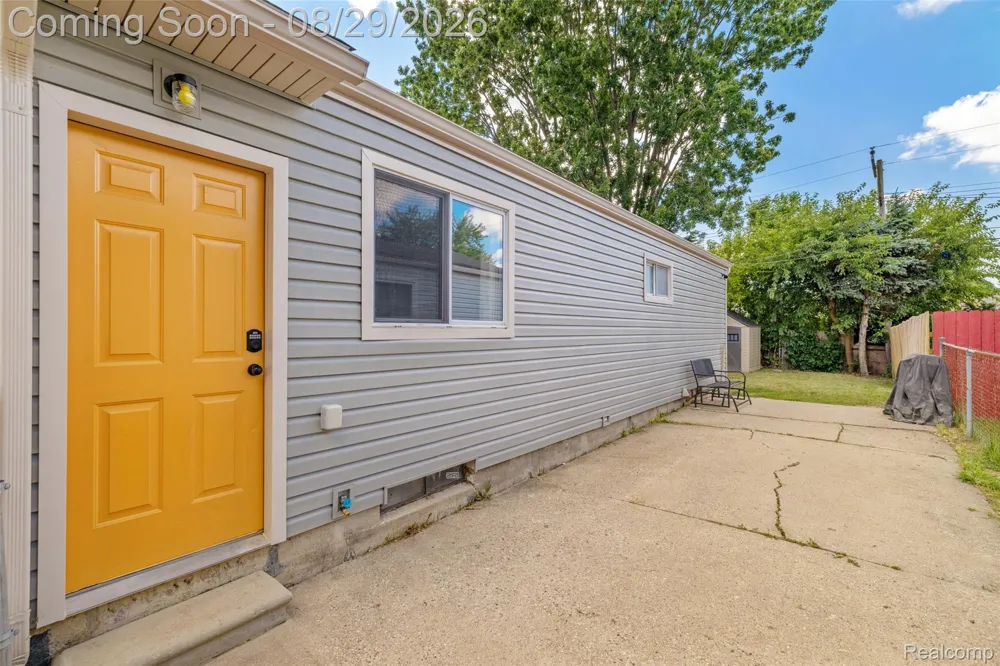 19782 Woodward Street Clinton Charter Township, MI 48035
