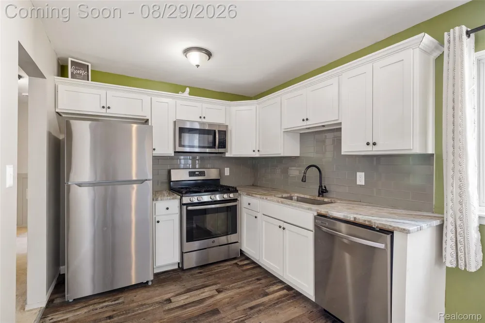 19782 Woodward Street Clinton Charter Township, MI 48035