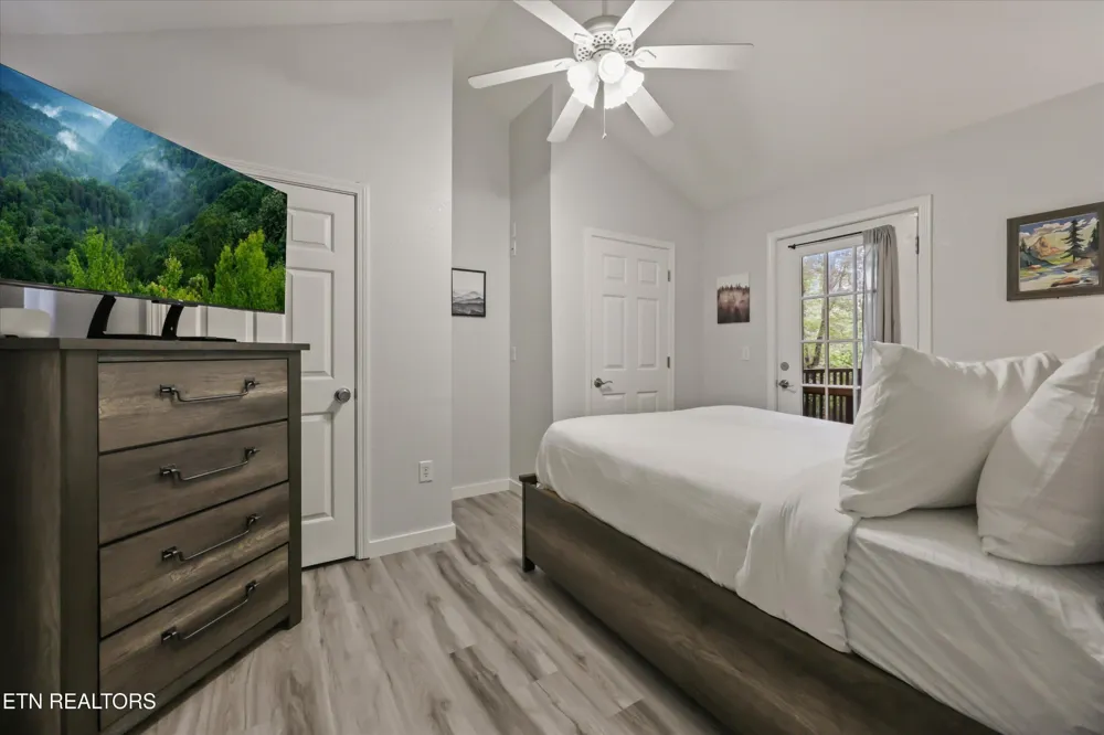 537 Johnson Lane #2 Gatlinburg, TN 37738