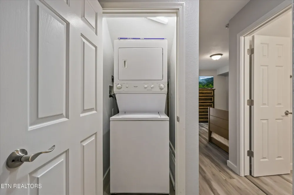 537 Johnson Lane #2 Gatlinburg, TN 37738