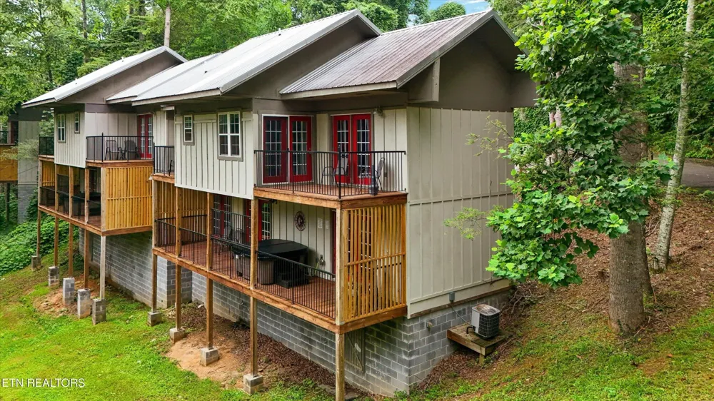 516 Proffitt Rd #1 Gatlinburg, TN 37738