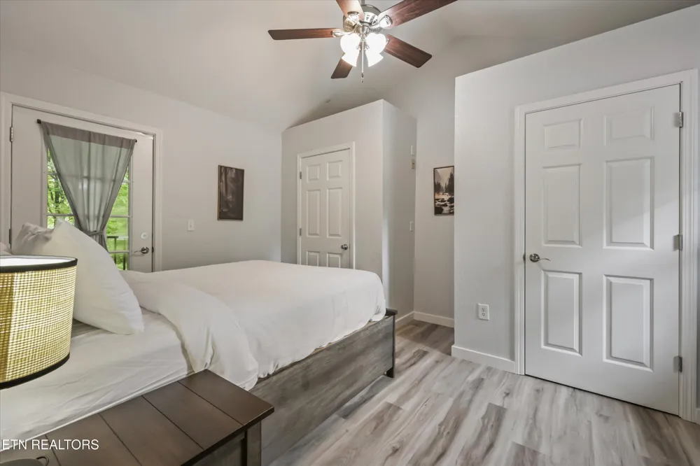 541 Johnson Lane #1 Gatlinburg, TN 37738