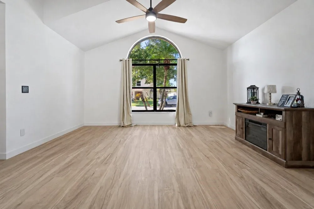 1461 AMANDA ROAD Kissimmee, FL 34744
