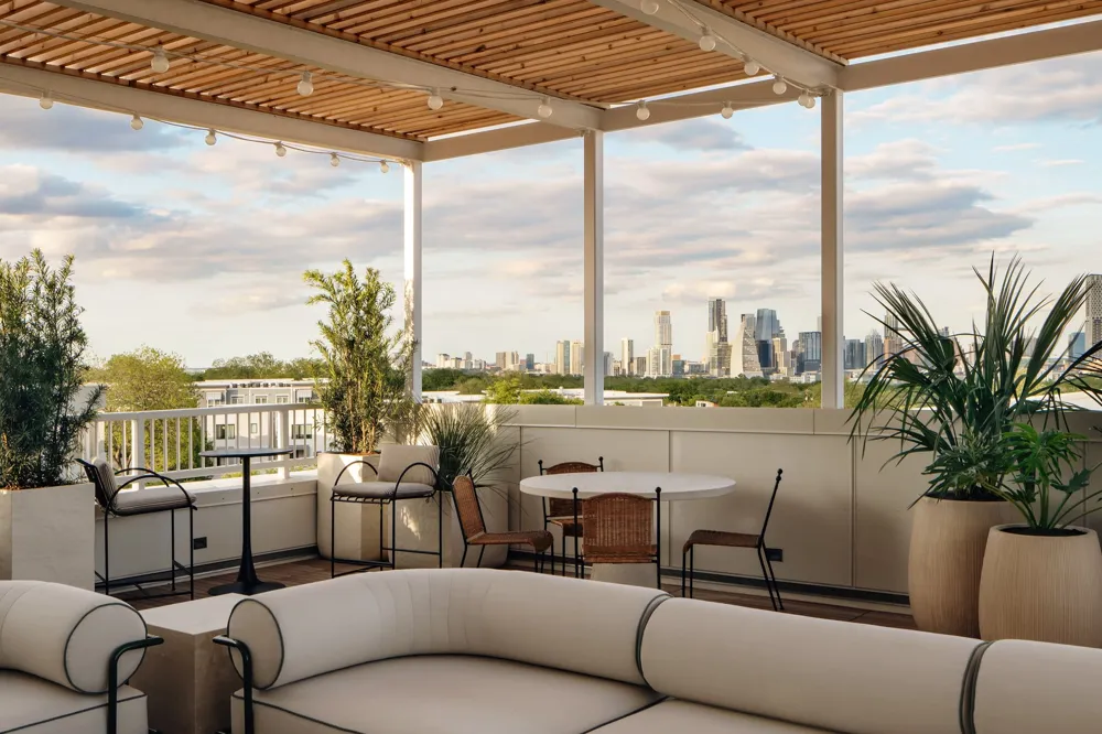 2323 S Lamar Boulevard #204 Austin, TX 78704
