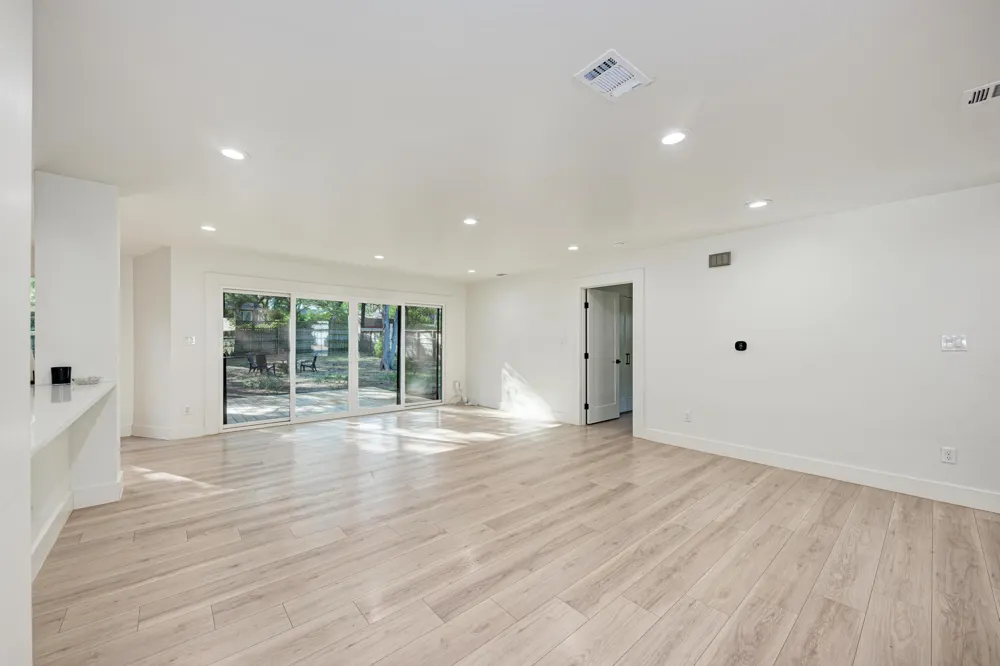 5105 Woodgreen Cove Austin, TX 78745