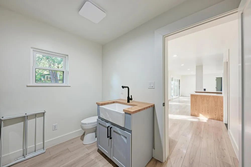 5105 Woodgreen Cove Austin, TX 78745