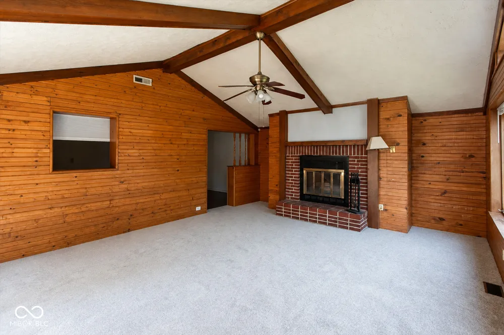 7621 Broadview Drive Indianapolis, IN 46227