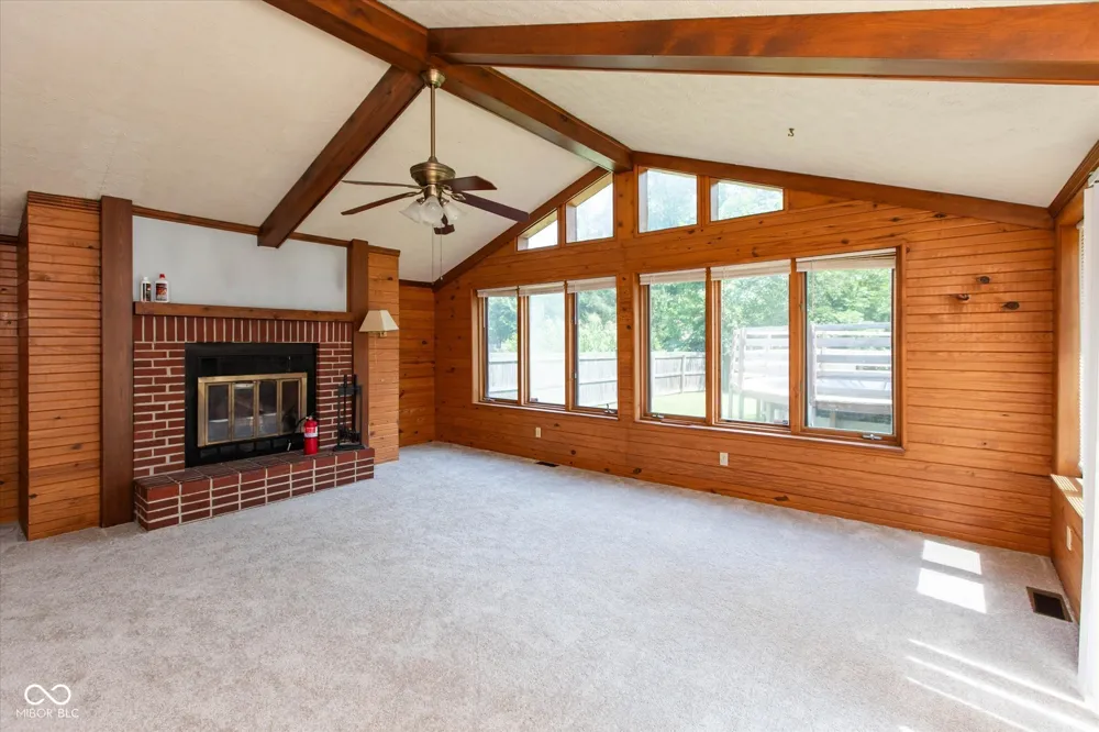 7621 Broadview Drive Indianapolis, IN 46227