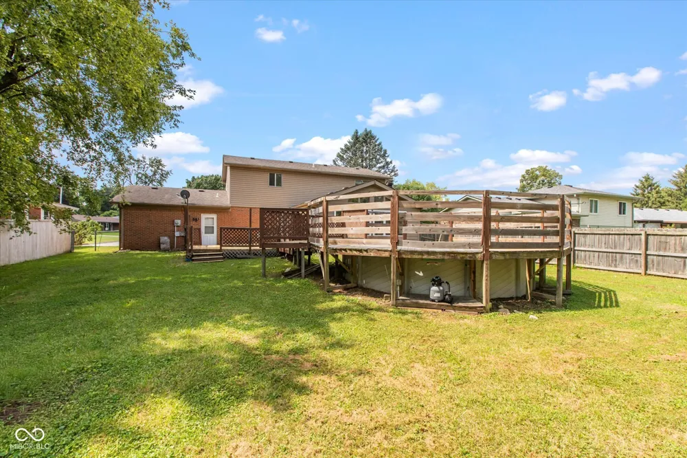 7621 Broadview Drive Indianapolis, IN 46227