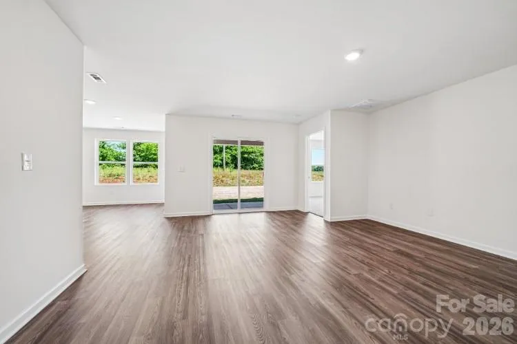 499 Sundown Drive Spartanburg, SC 29302