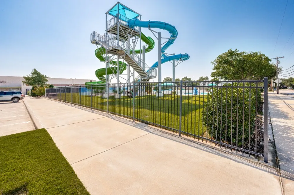2952 Lavita Lane Farmers Branch, TX 75234