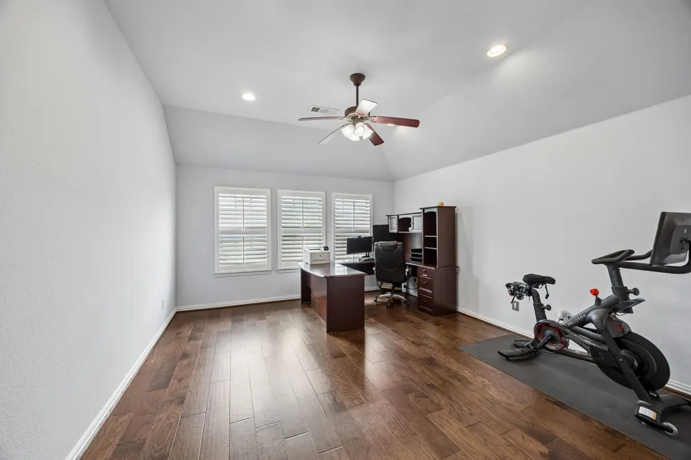 6401 Wind Song Drive McKinney, TX 75071