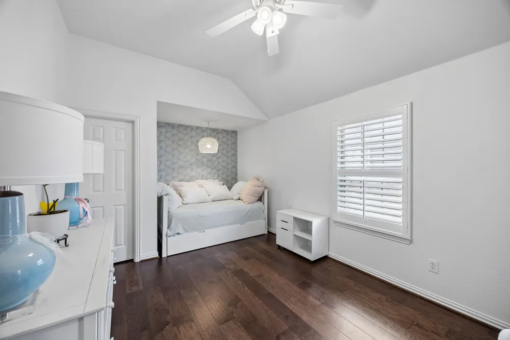 6401 Wind Song Drive McKinney, TX 75071