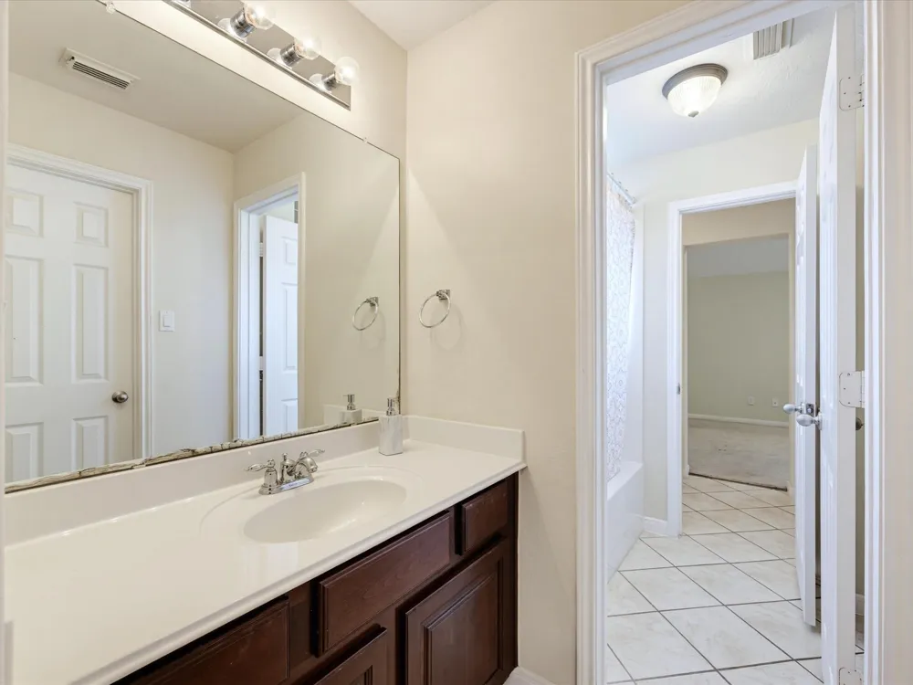 57 Terra Bella Dr Manvel, TX 77578