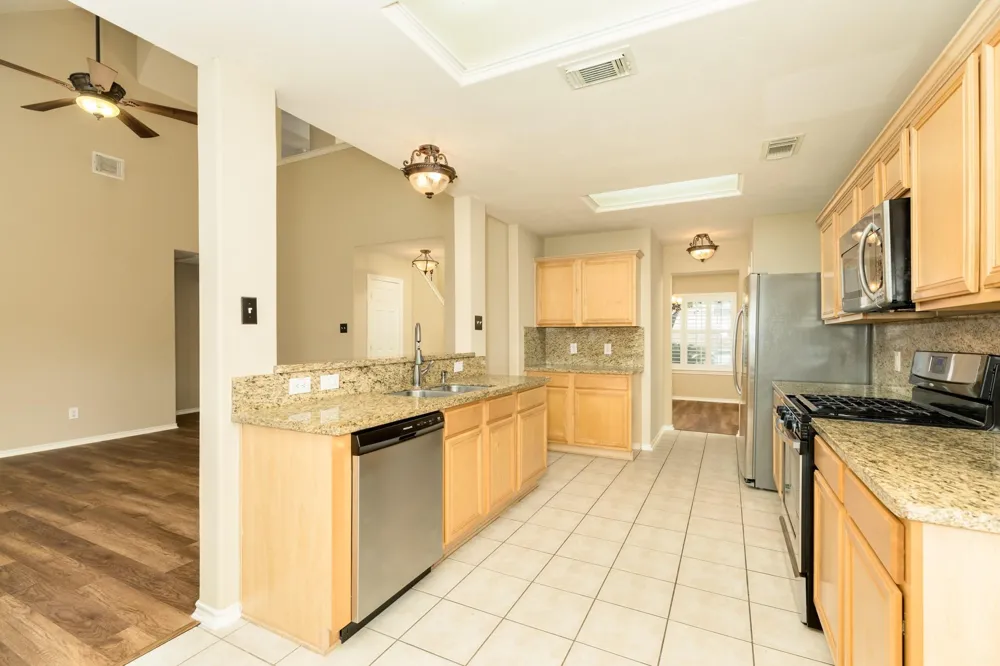 413 Sun River Lane League City, TX 77539