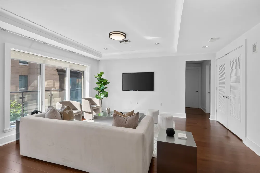 100 ETON ROW Weehawken, NJ 07086
