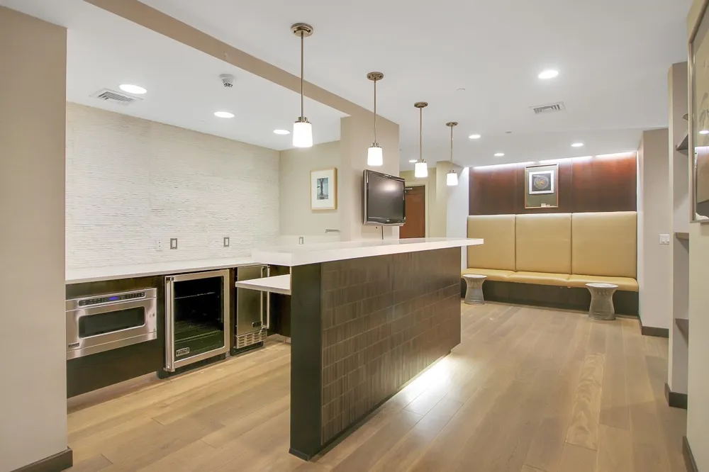 100 ETON ROW Weehawken, NJ 07086