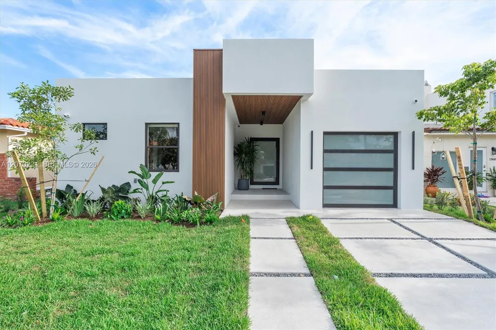 1844 SW 24th Ter Miami, FL 33145