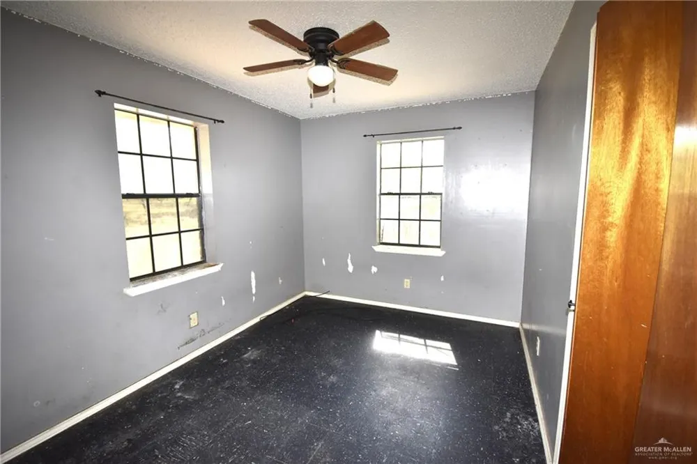 200 Austin Street Raymondville, TX 78580