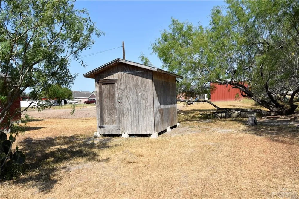200 Austin Street Raymondville, TX 78580