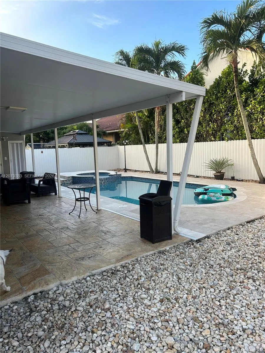 9180 NW 149th Ter Miami Lakes, FL 33018