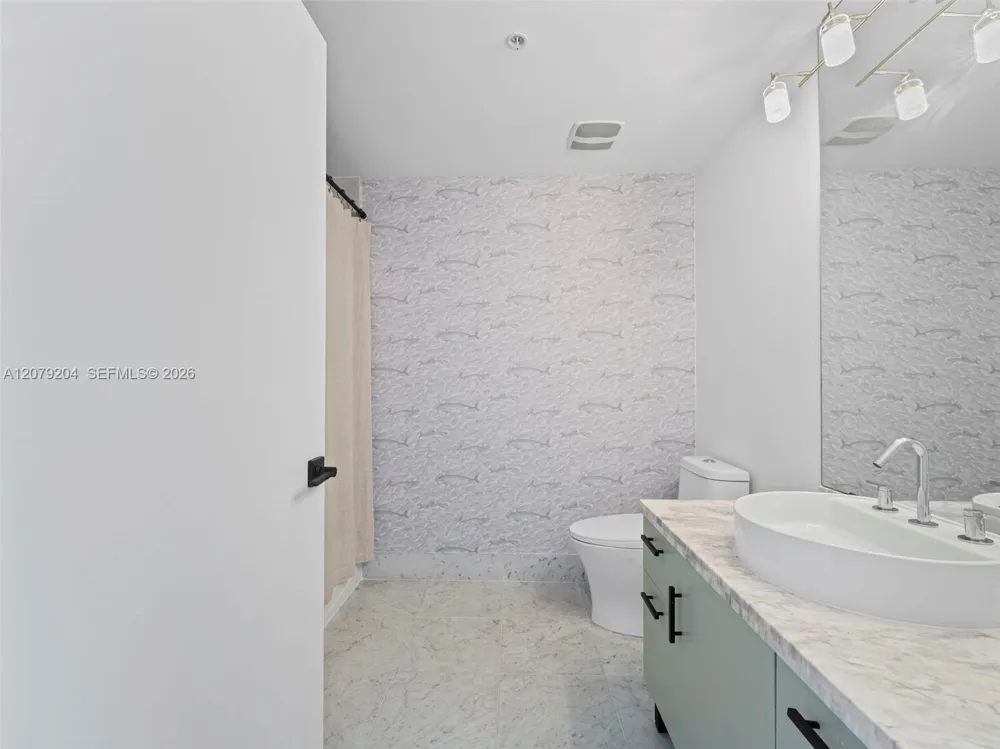 244 Biscayne Blvd #3105 Miami, FL 33132